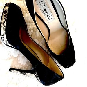 Diane B. Black suede & snake skin pumps - EUC